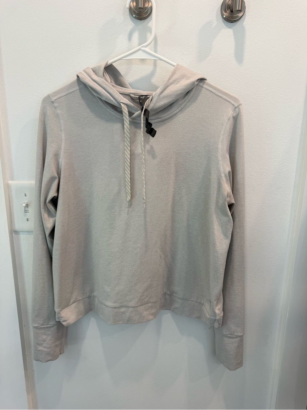 Vuori Women's Halo Essential Hoodie
